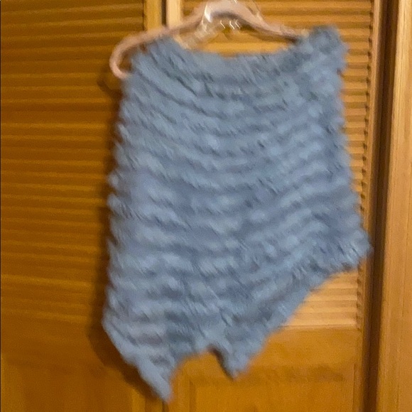 COPY - Poncho real fur lite and warm cover - Picture 1 of 2